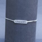 bracelet jade “present” médaillon inox